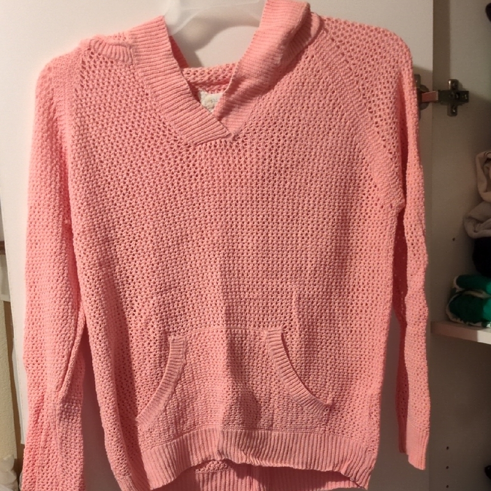 Pink V-Neck Knit Sweater with Ribbed Texture